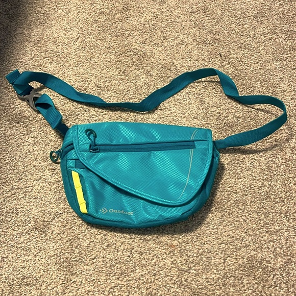 Premium Adjustable Fanny Pack for Outdoor Adventures